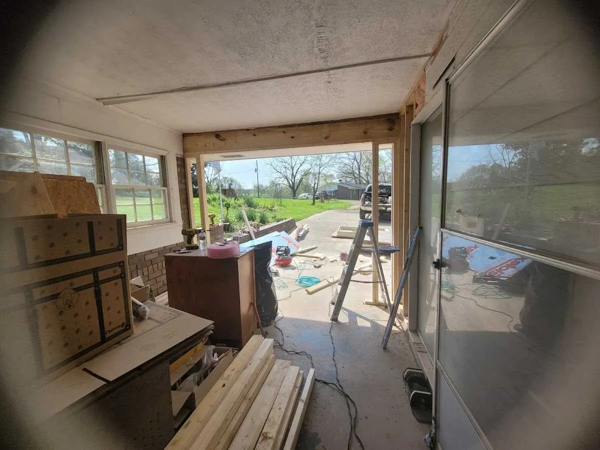 Air movers and dehumidifier for Drying & Dehumidification in Peterborough